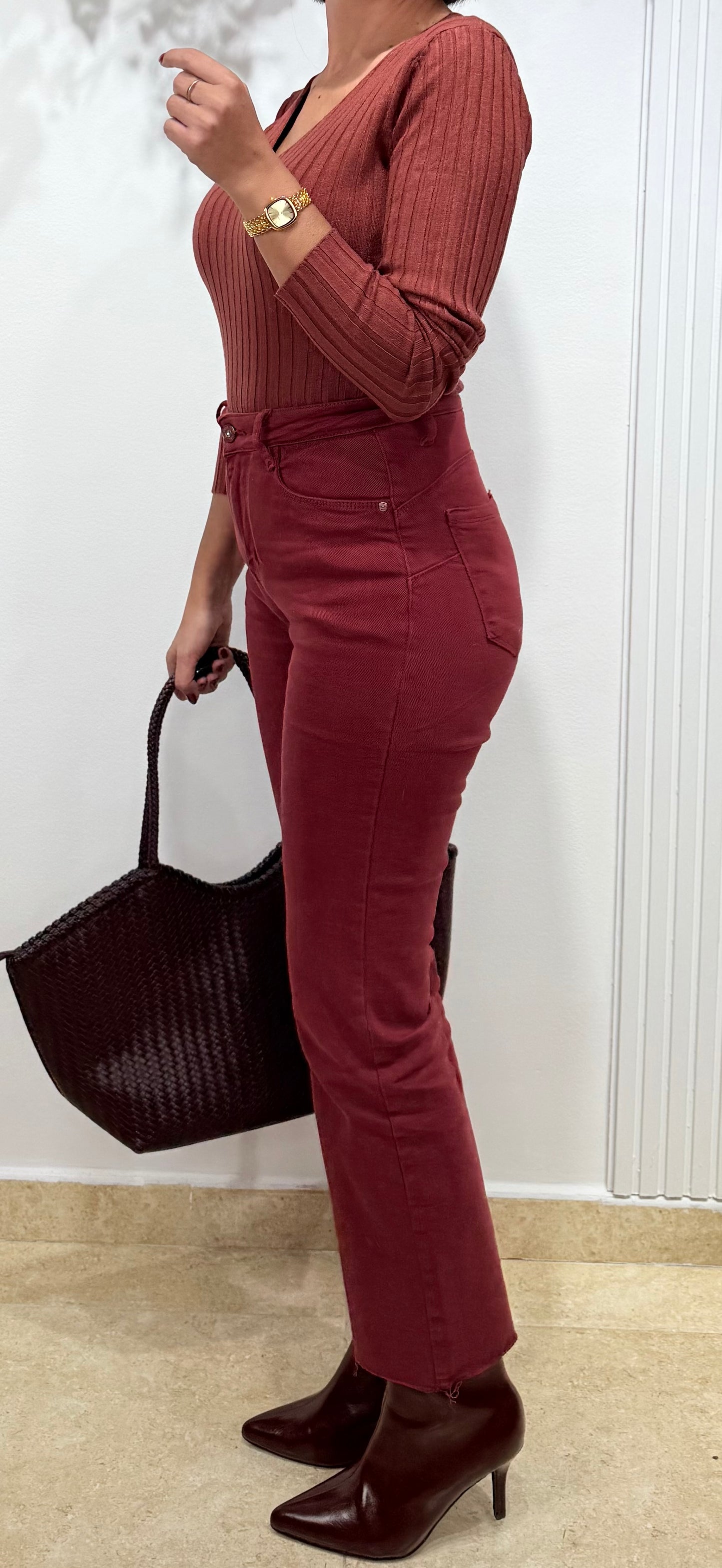 Jeans faja reductora burdeos