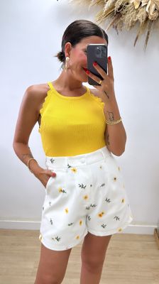 Top amarillo canalé