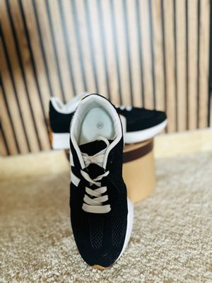 Deportivas New negras