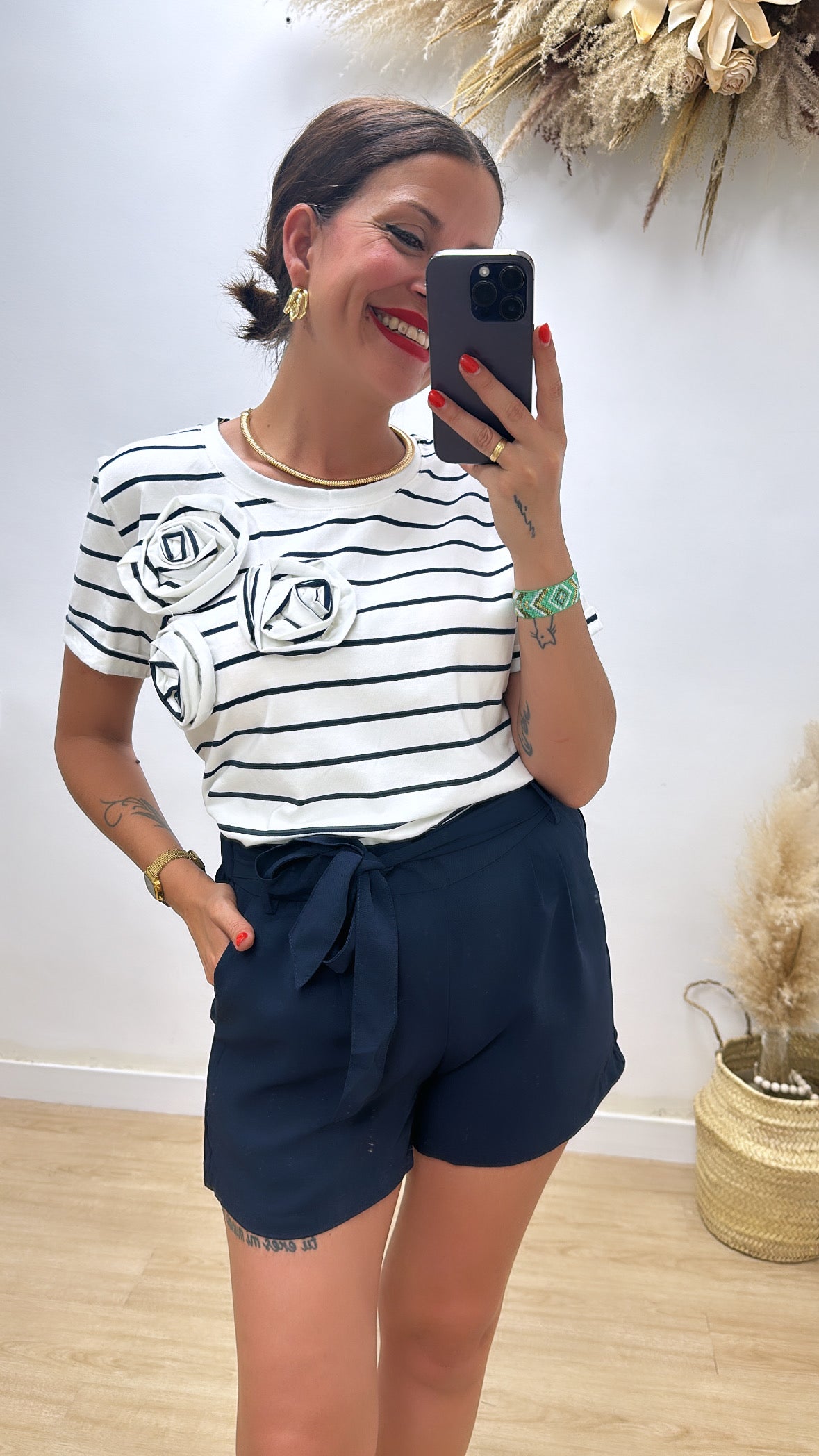 Short azul marino con lazada