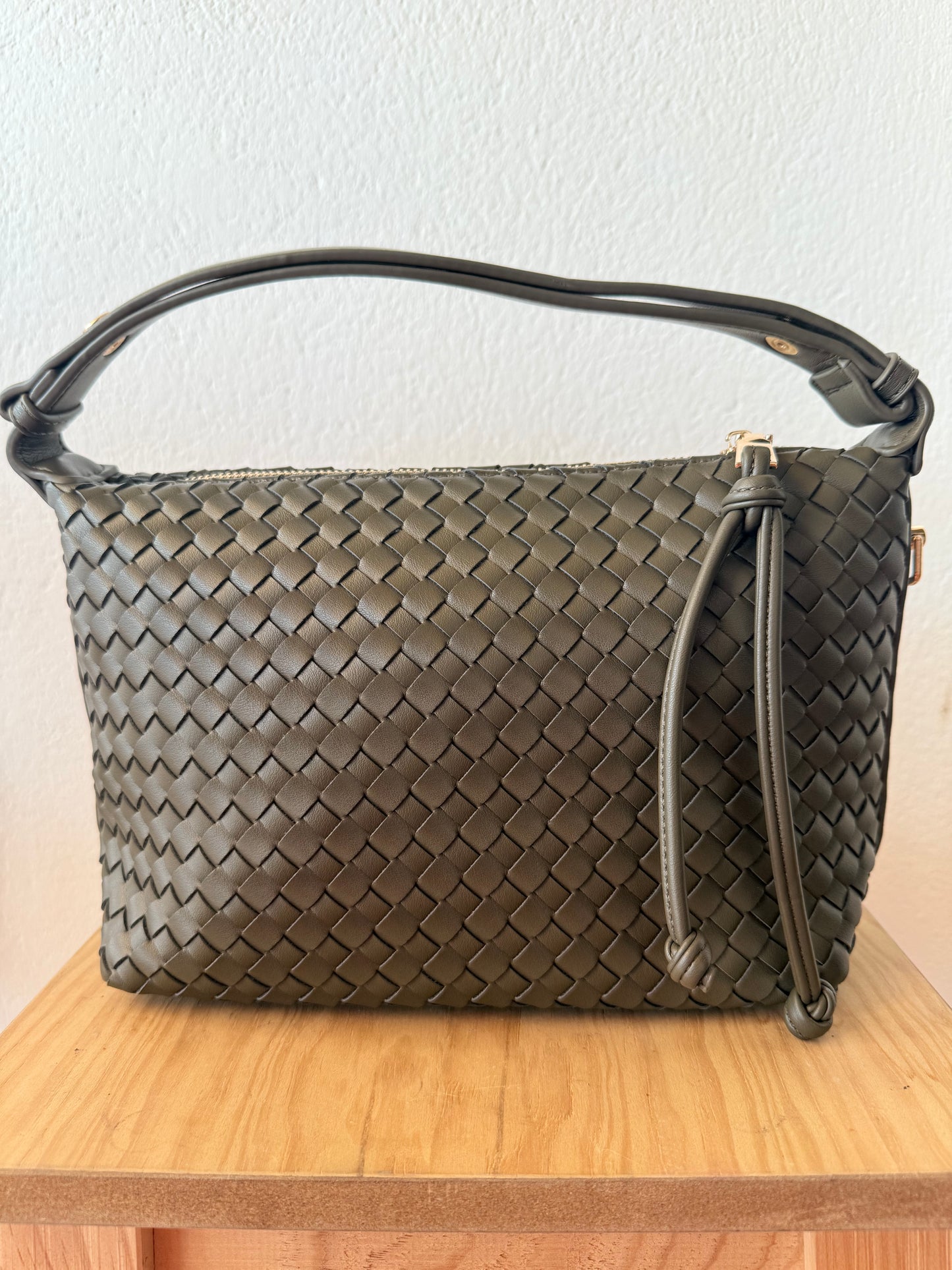 Bolso trenzado verde Caqui