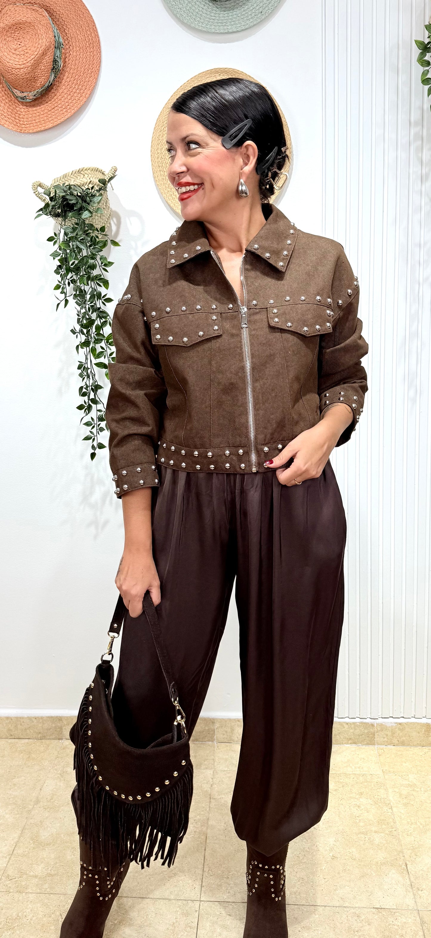 Pantalón Aladin satinado chocolate
