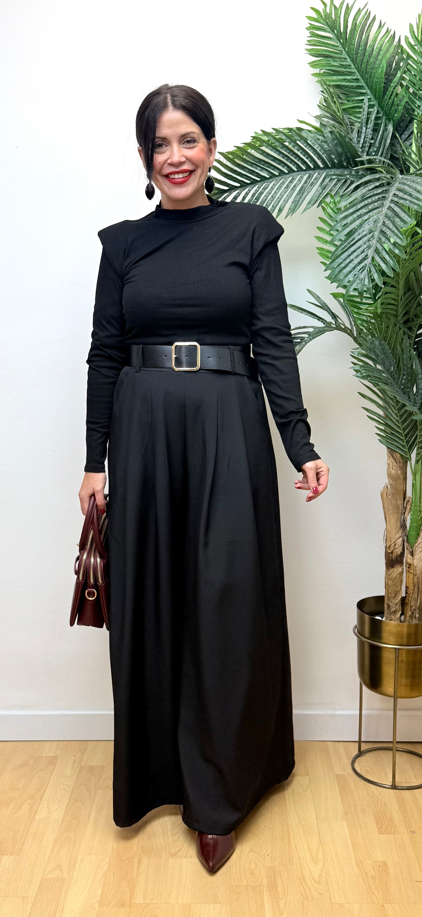 Camiseta hombreras lycra negra Alma