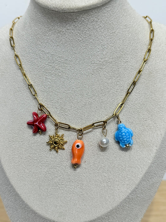 Collar peces y abalorios