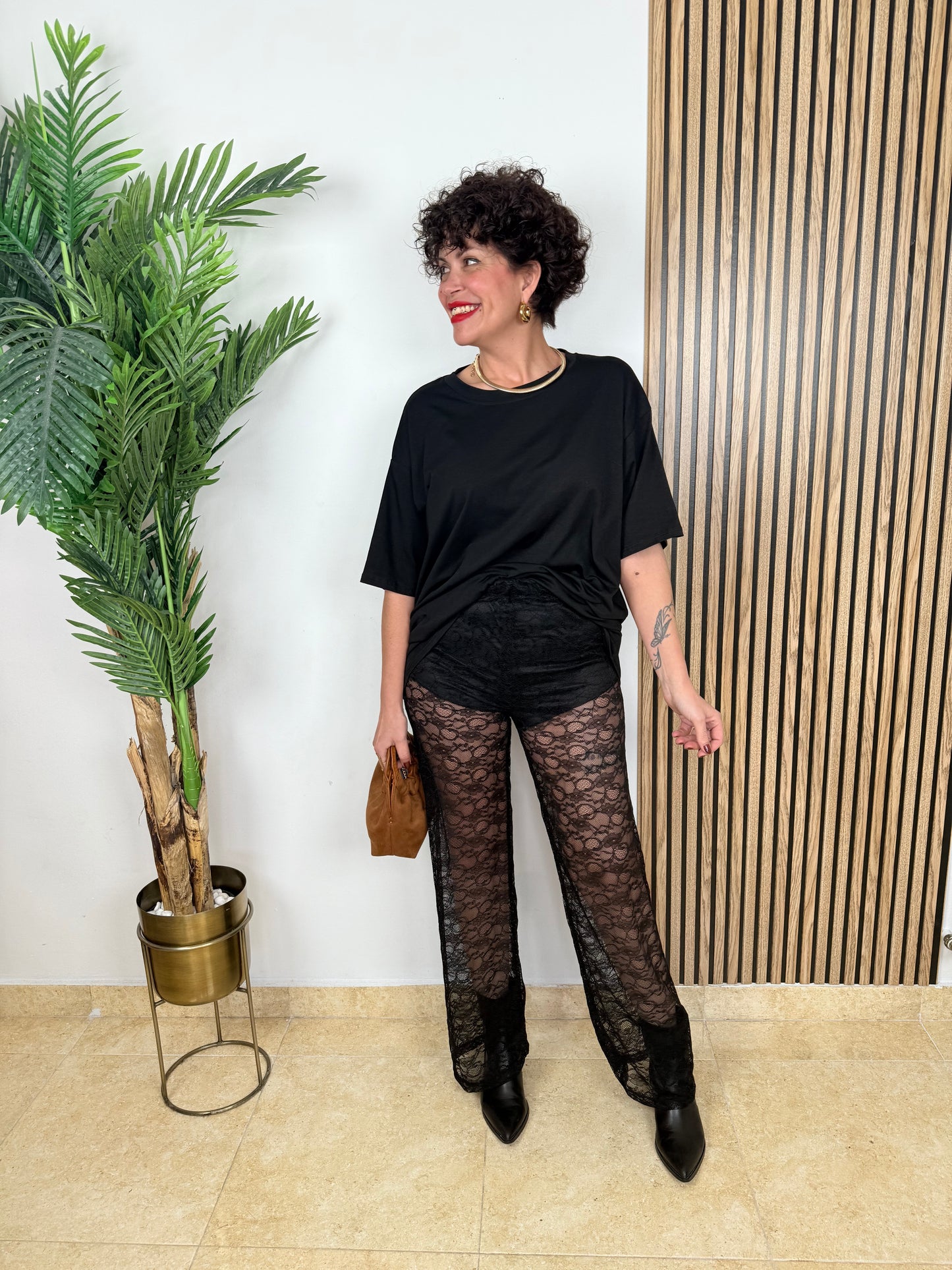 Pantalón encaje negro