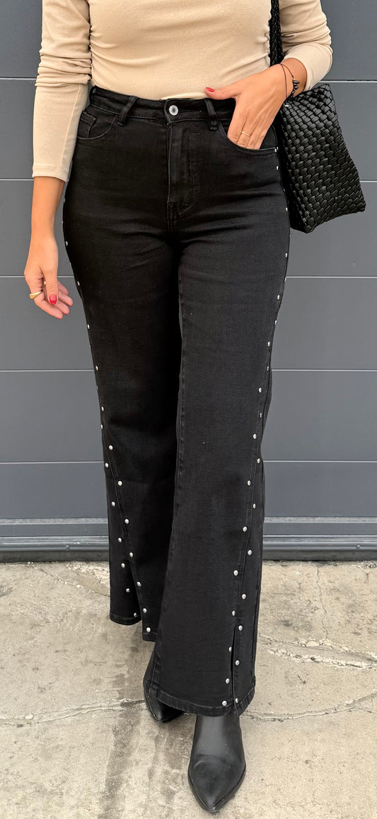 Jeans wide leg tachas negros