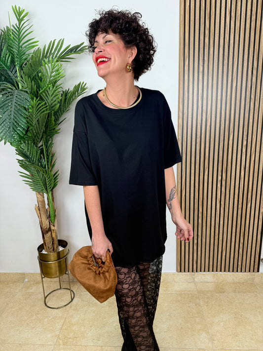 Camiseta oversize negra