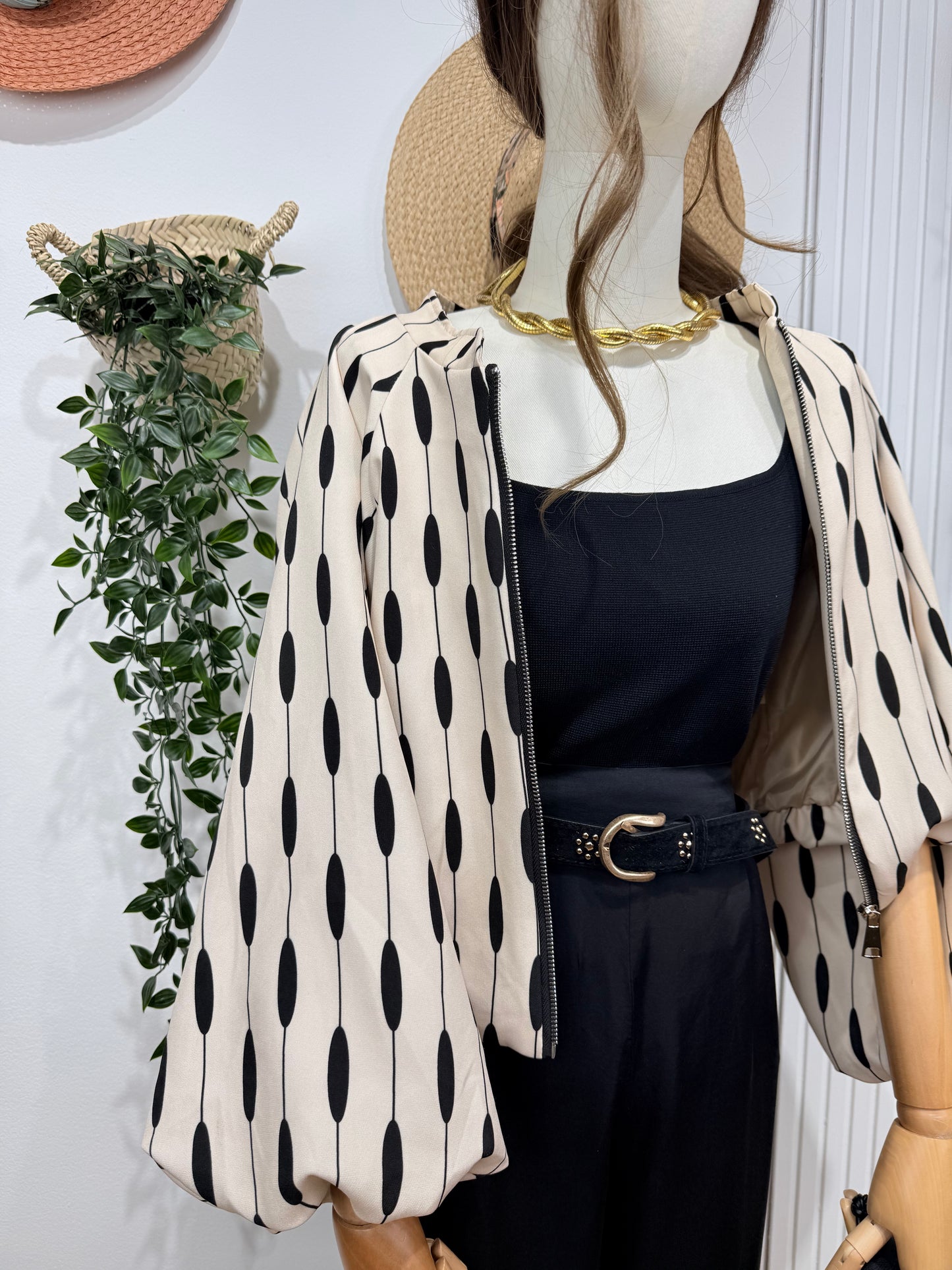 Top escote negro