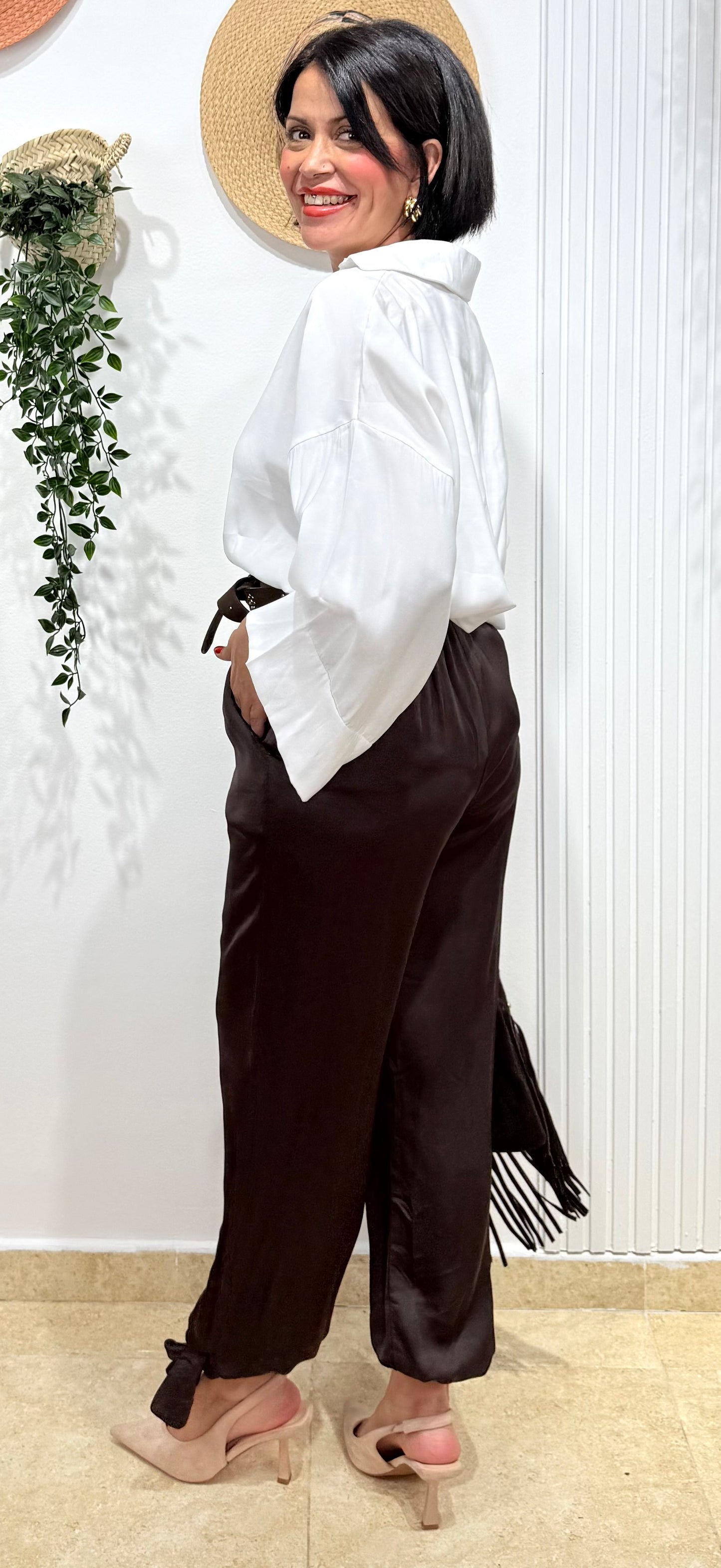 Pantalón Aladin chocolate lazo