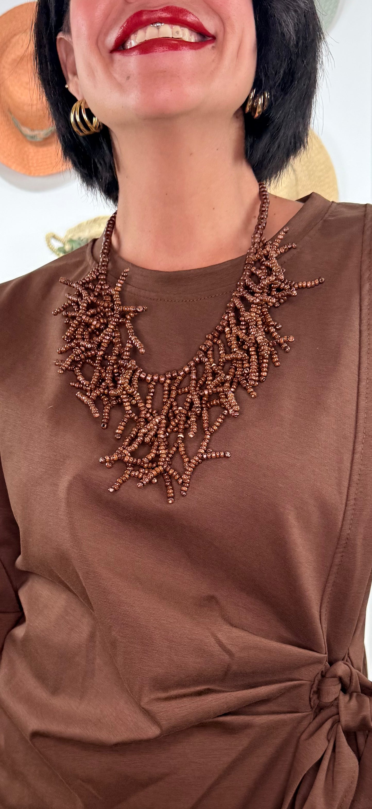 Collar madera chocolate