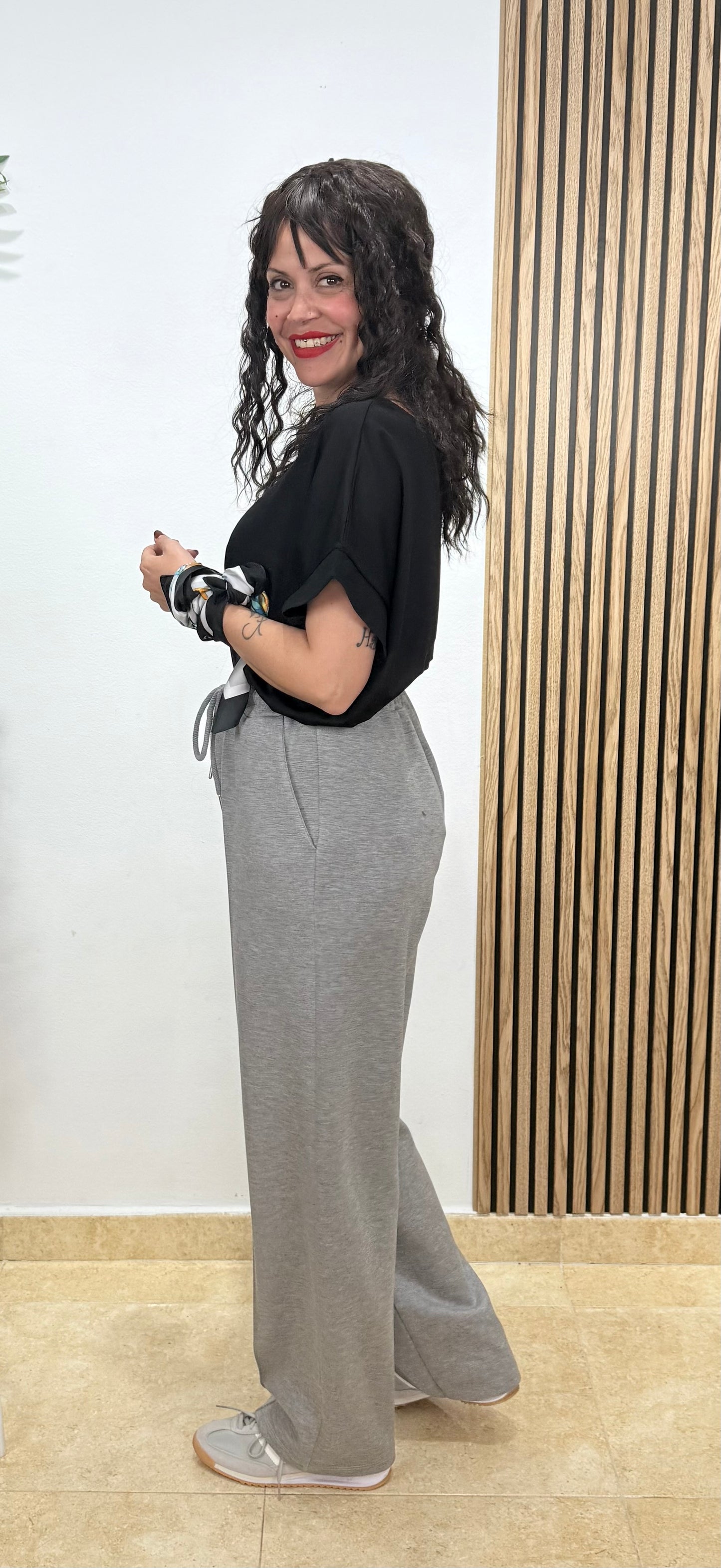 Pantalón Azahara gris
