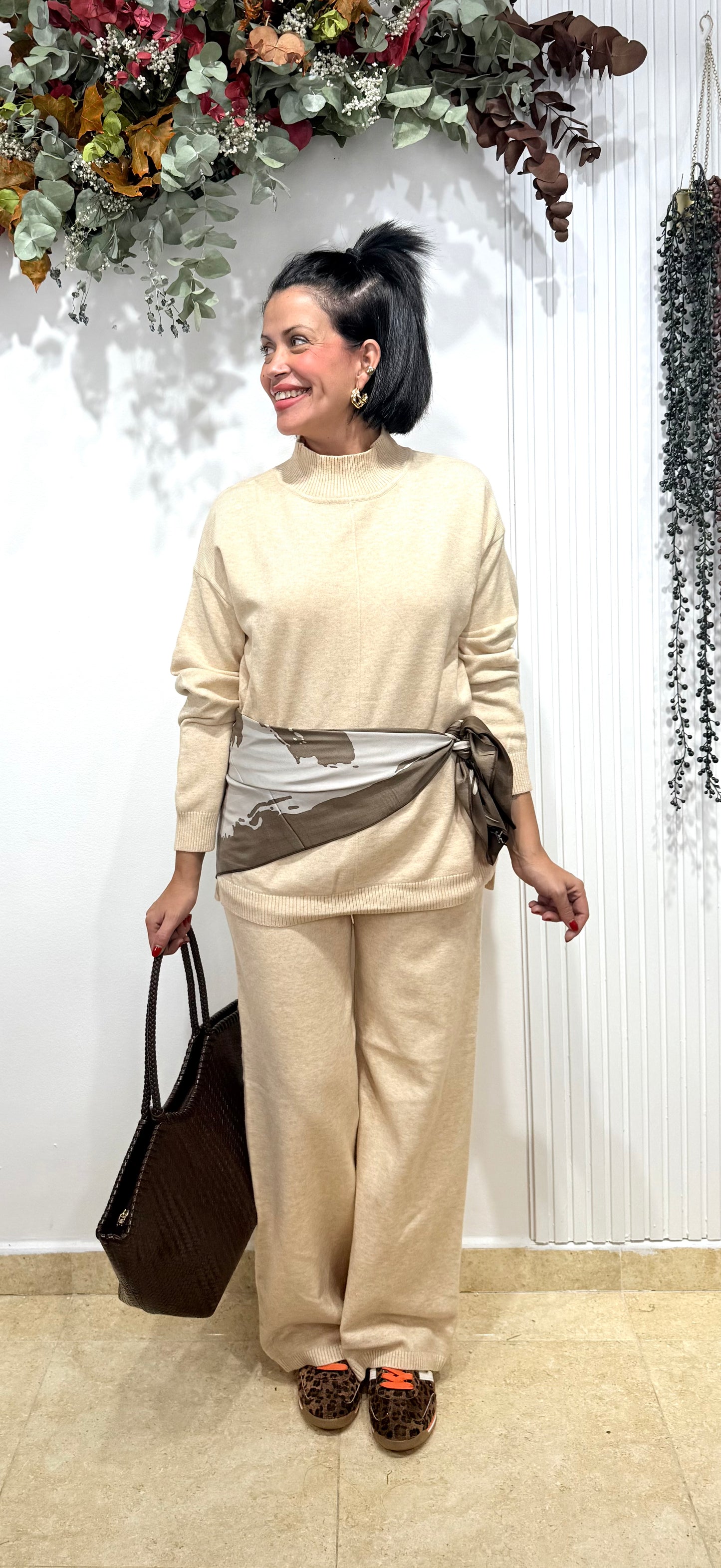 Conjunto de punto beige