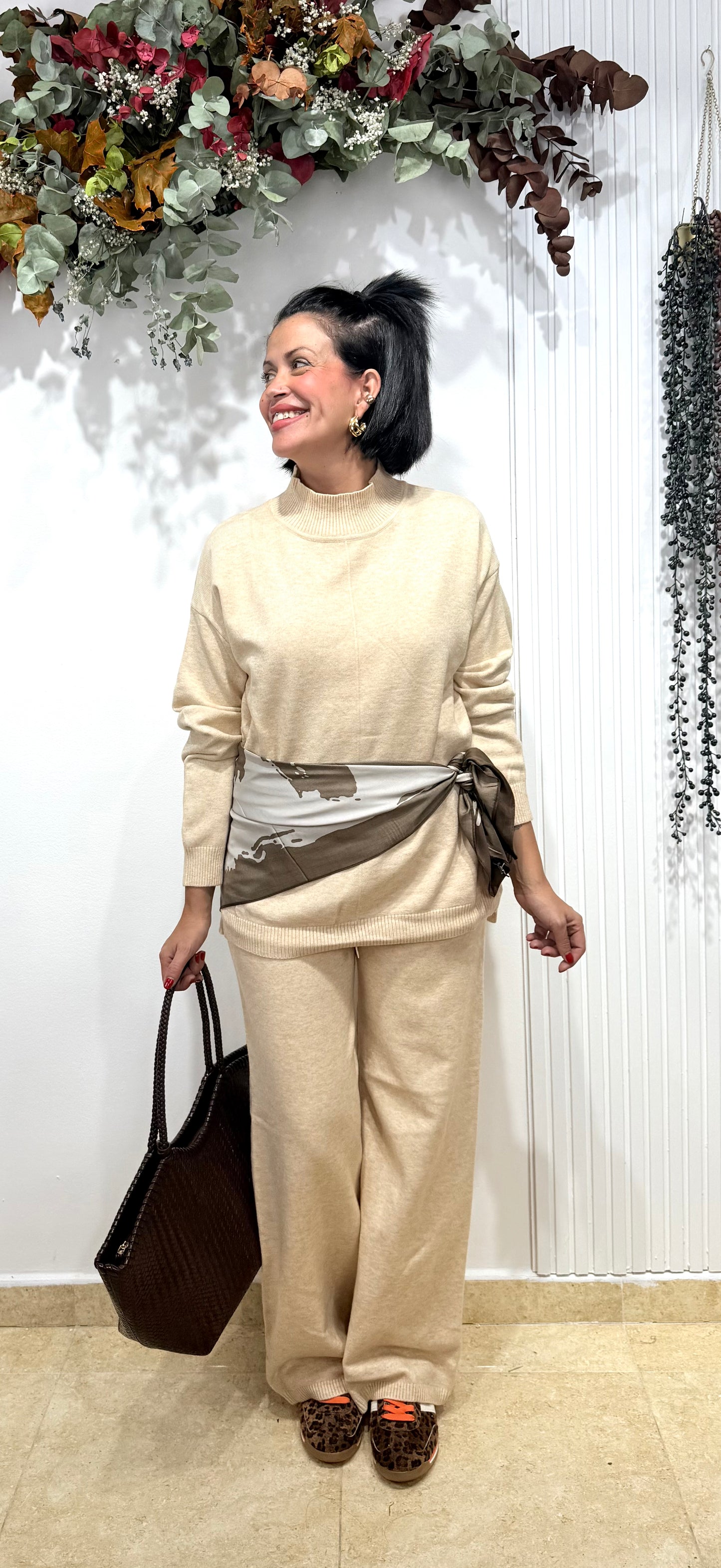 Conjunto de punto beige