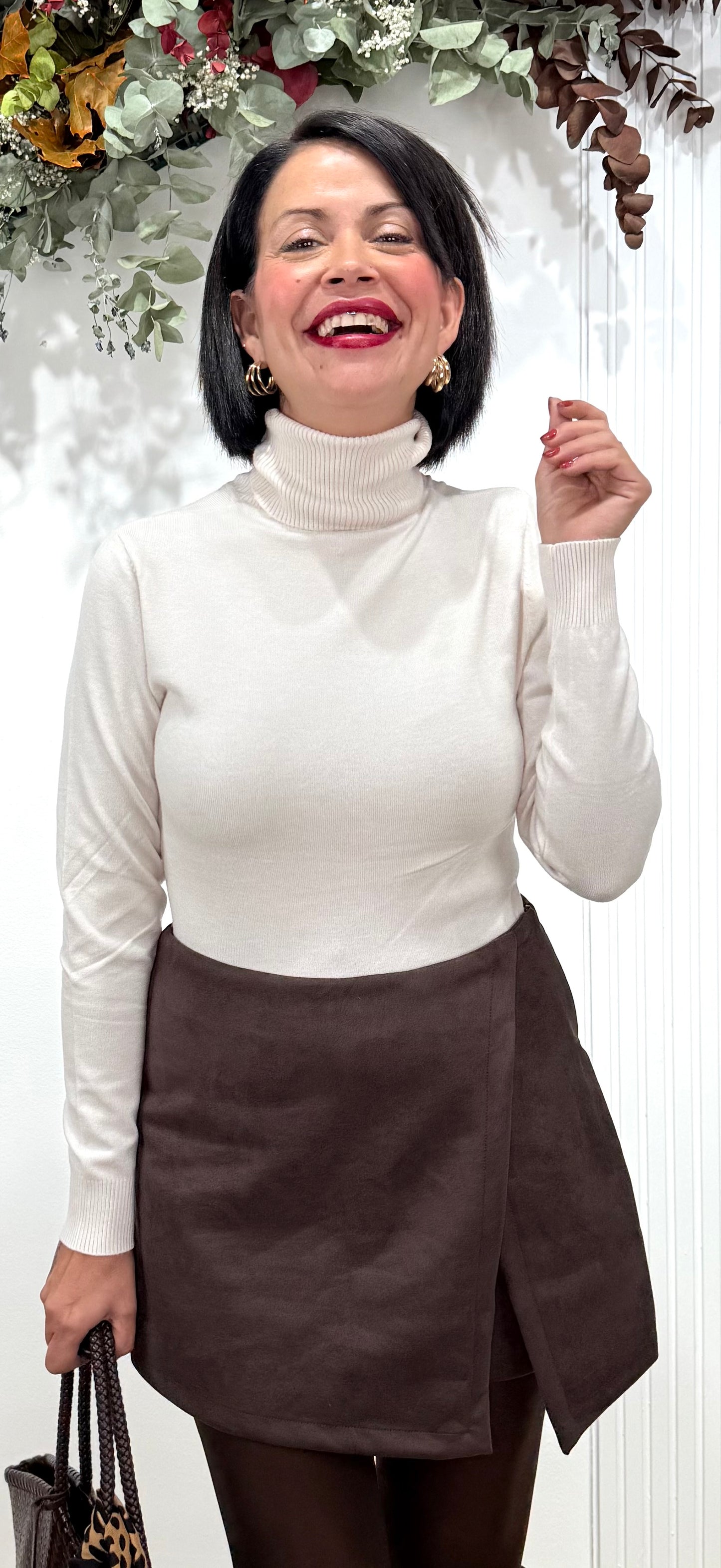 Jersey cuello cisne beige