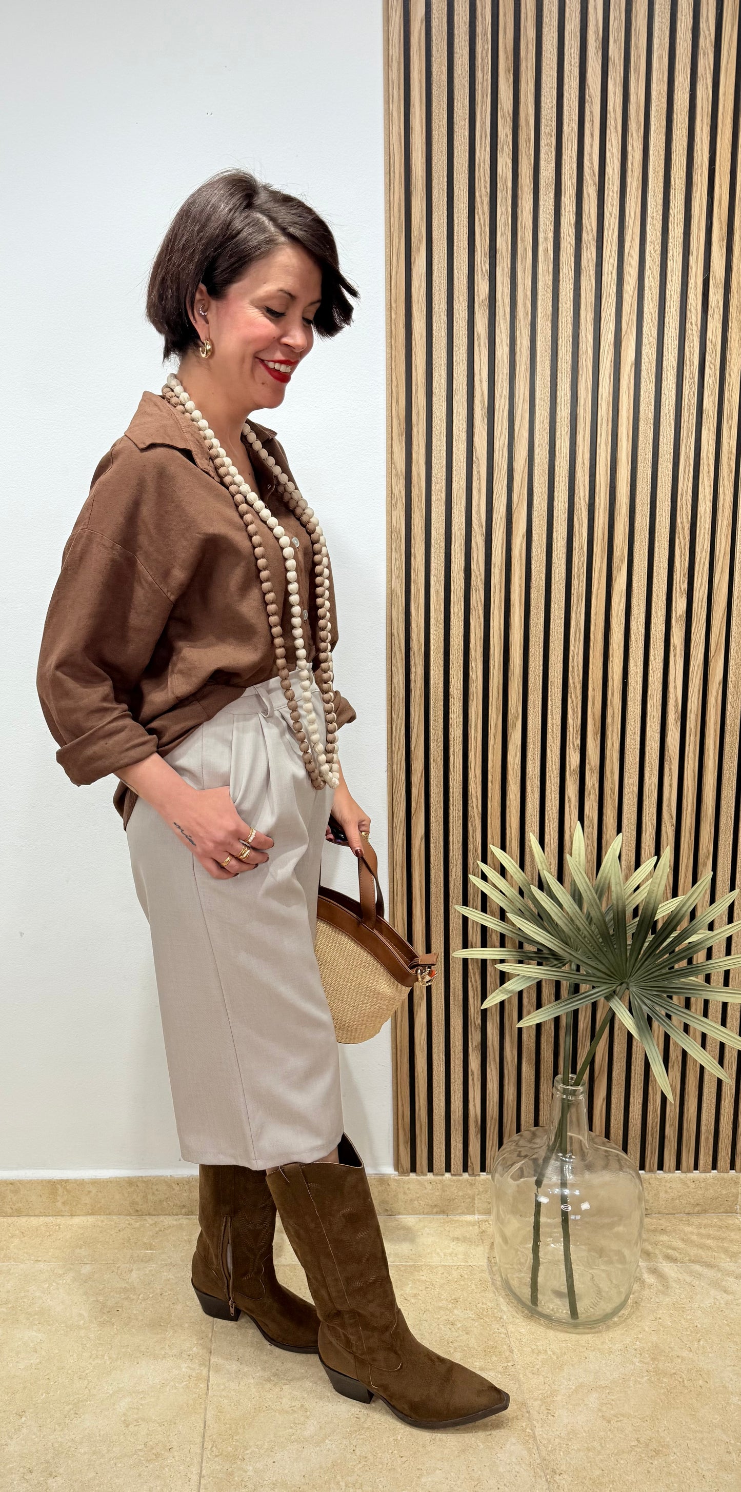 Bermudas Taupé larga