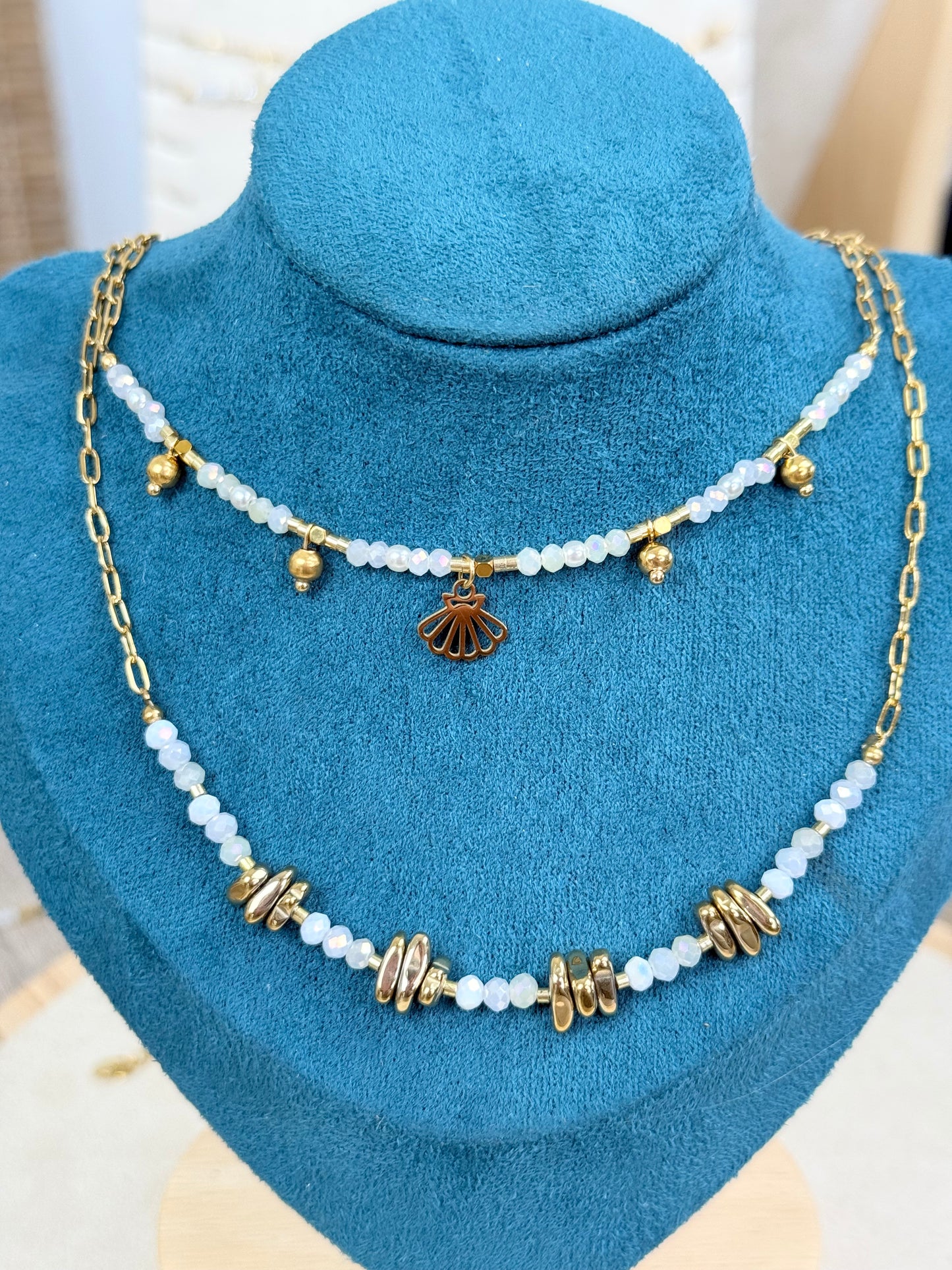 Collar 11