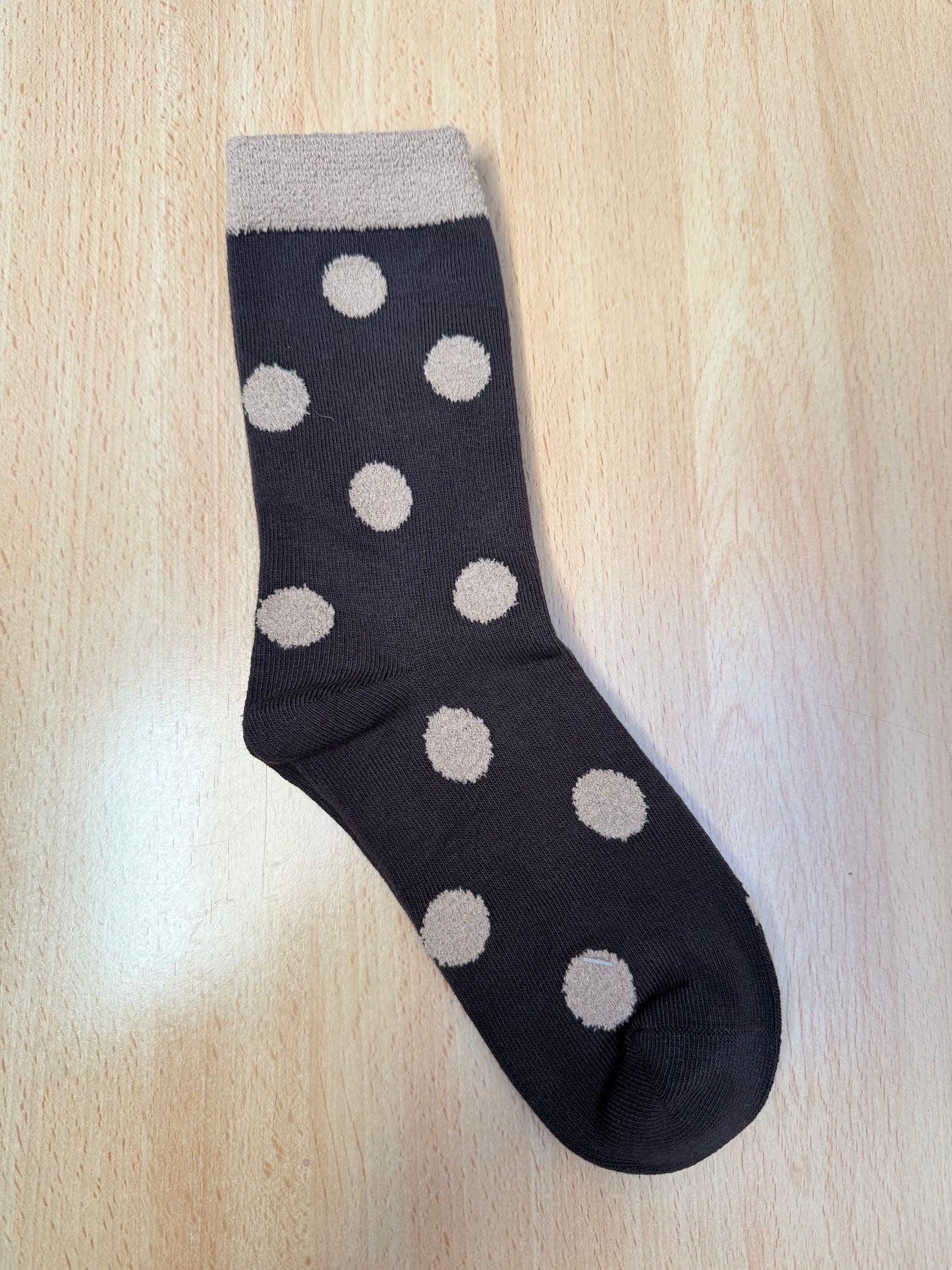 Calcetines chocolate y beig