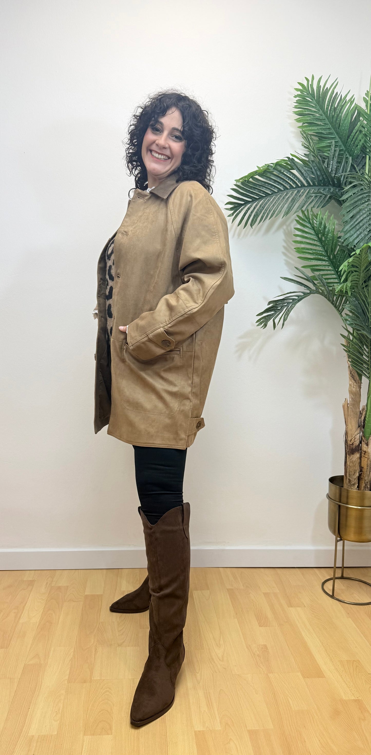 Parka antelina cuello polipiel