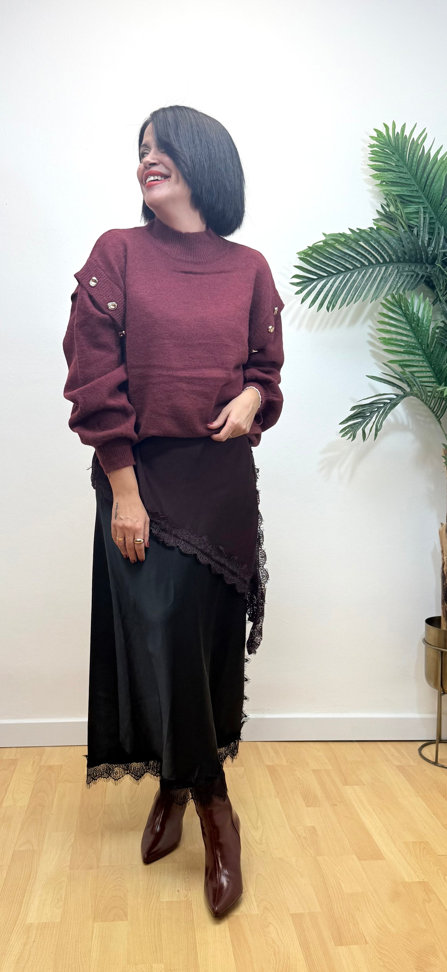 Jersey burdeos botones dorados