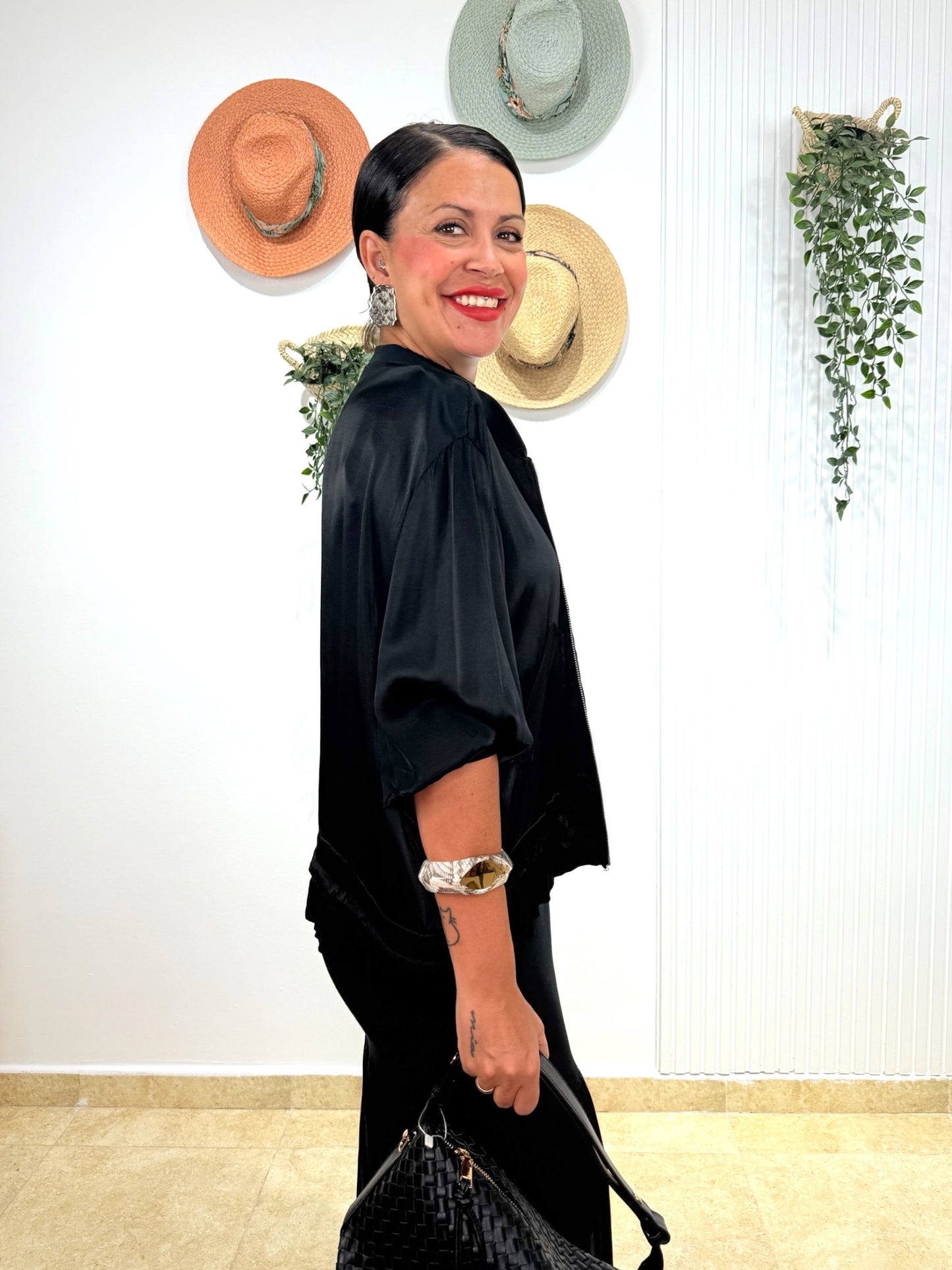 Bomber Satinada negra
