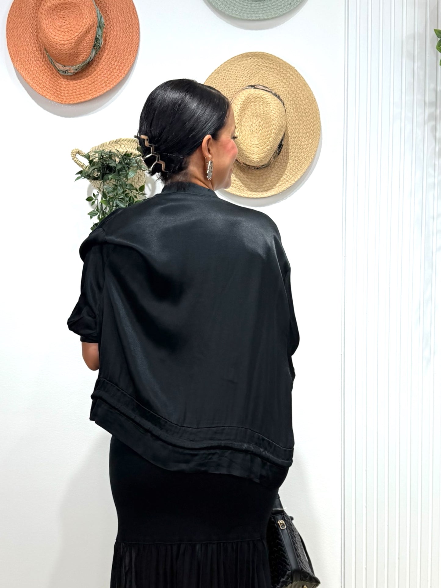 Bomber Satinada negra