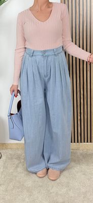 Pantalón denim con tiro alto