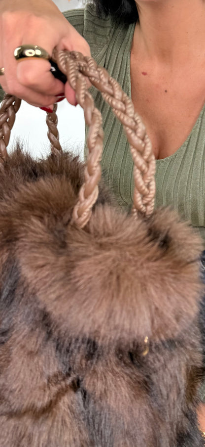 Bolso pelo chocolate