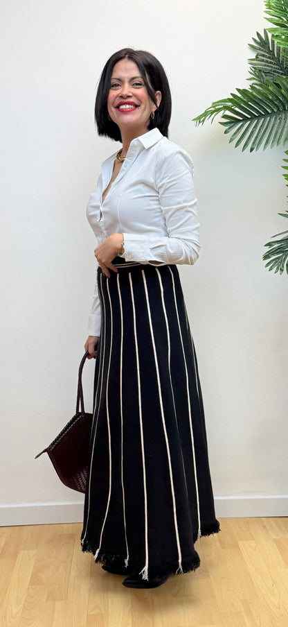 Falda larga rayas negra