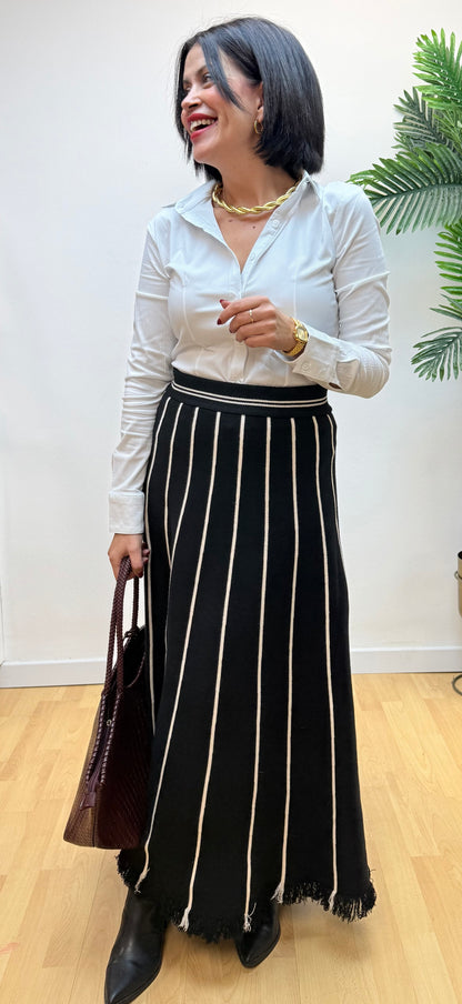 Falda larga rayas negra