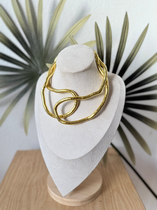 Collar multiposición oro