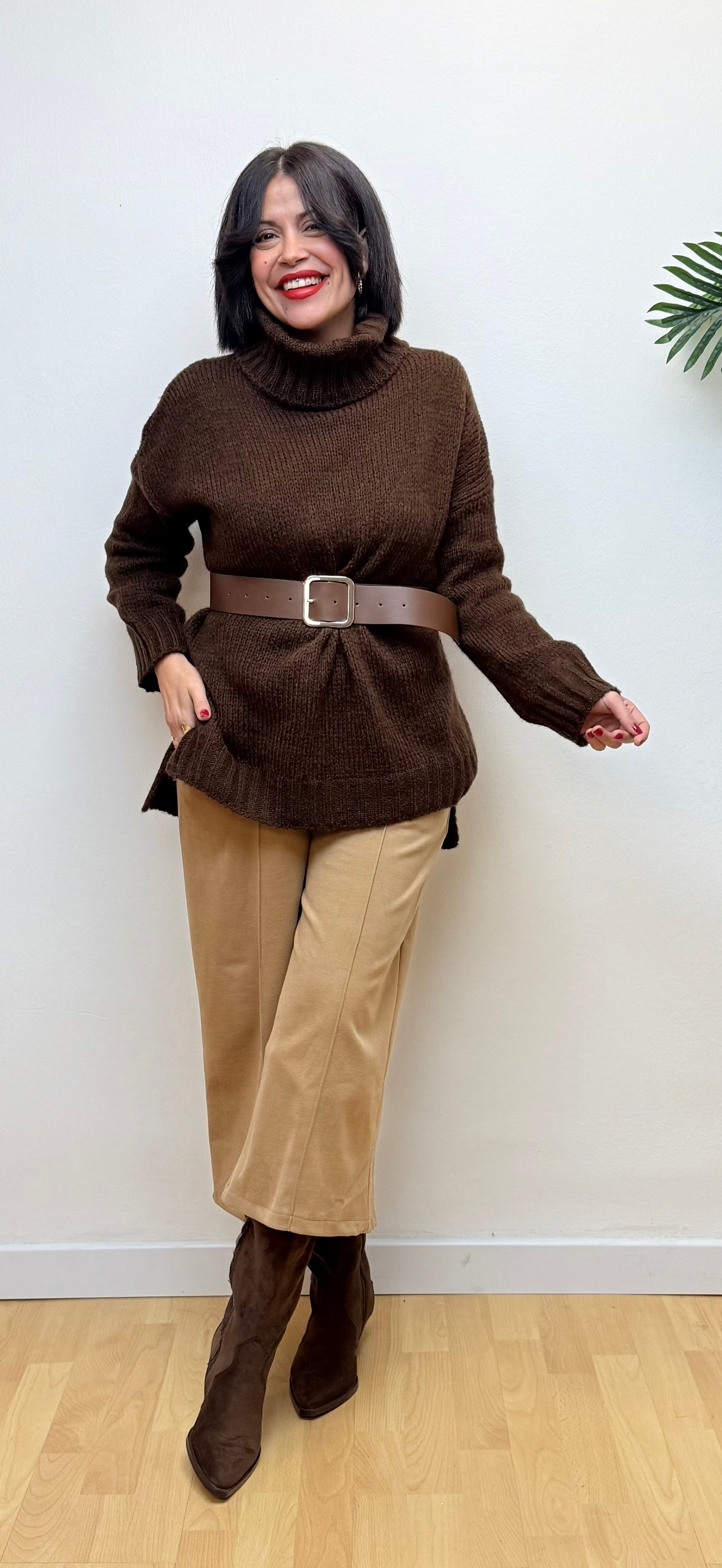 Bermudas camel aterciopelas Mar