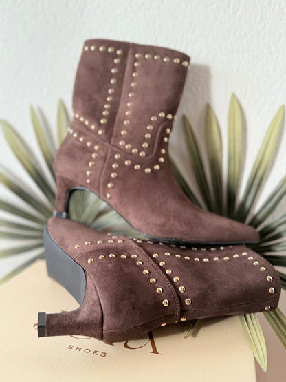 Botin Antelina tachas  chocolate