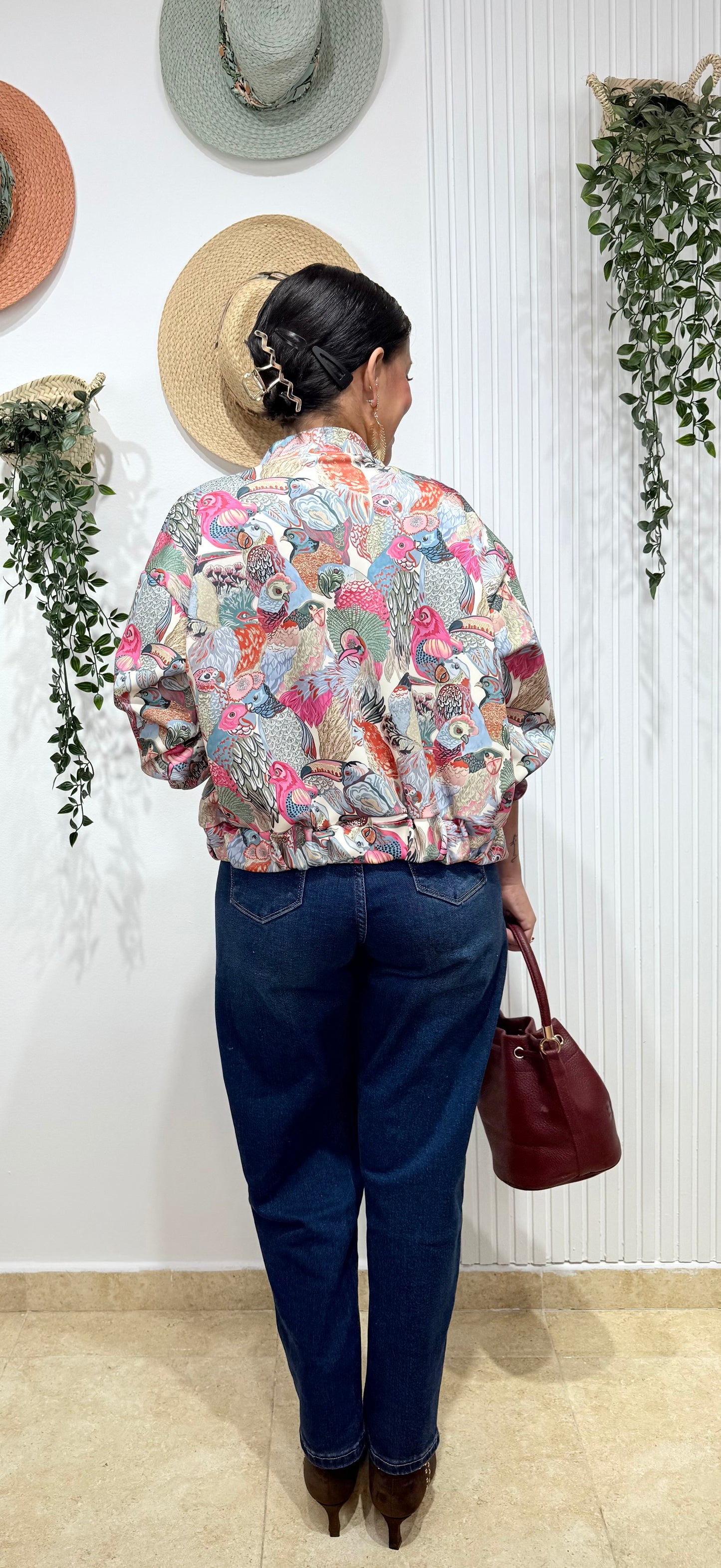 Bomber estampada rosa