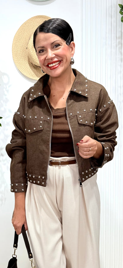 Pantalón pinzas pata elefante beige