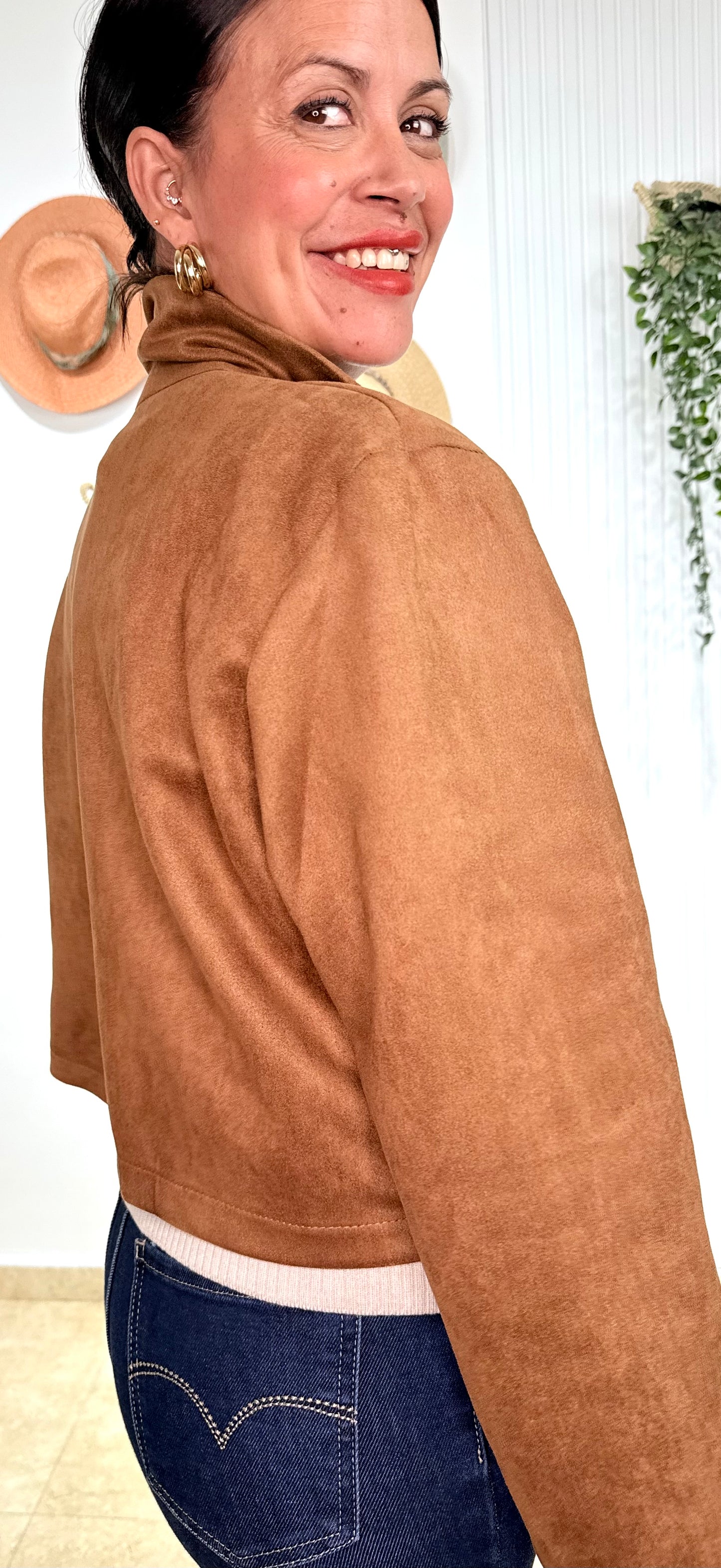 Chaqueta antelina camel