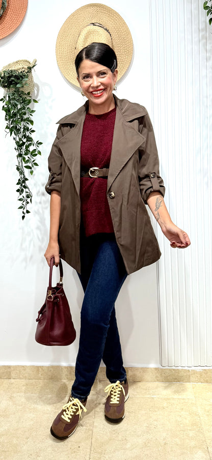 Gabardina chocolate corta