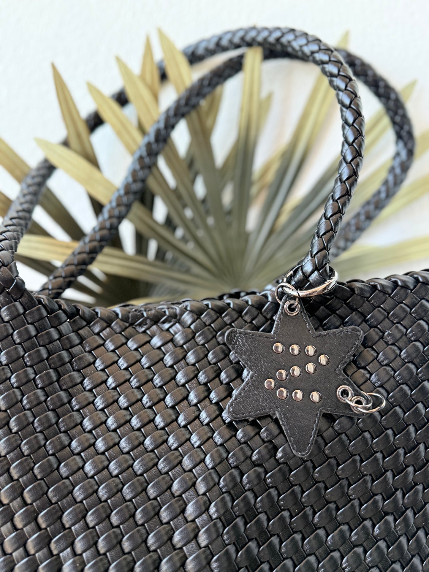 Bolso trenzado negro
