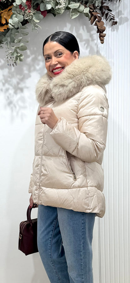 Abrigo Everest Champán