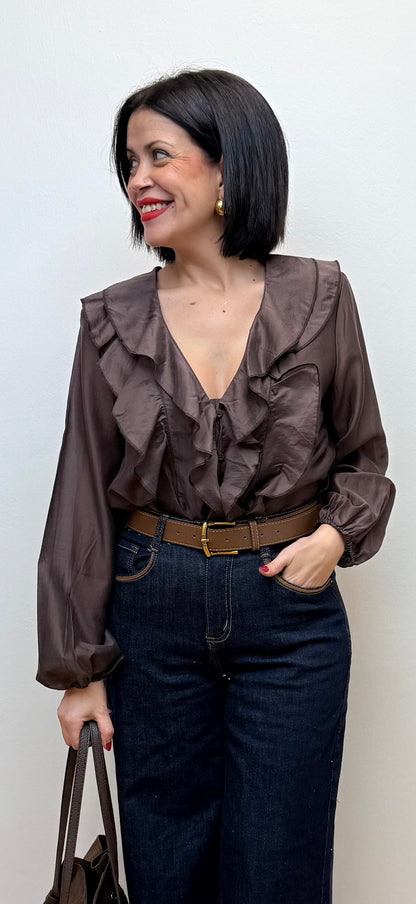 Blusa volantes chocolate