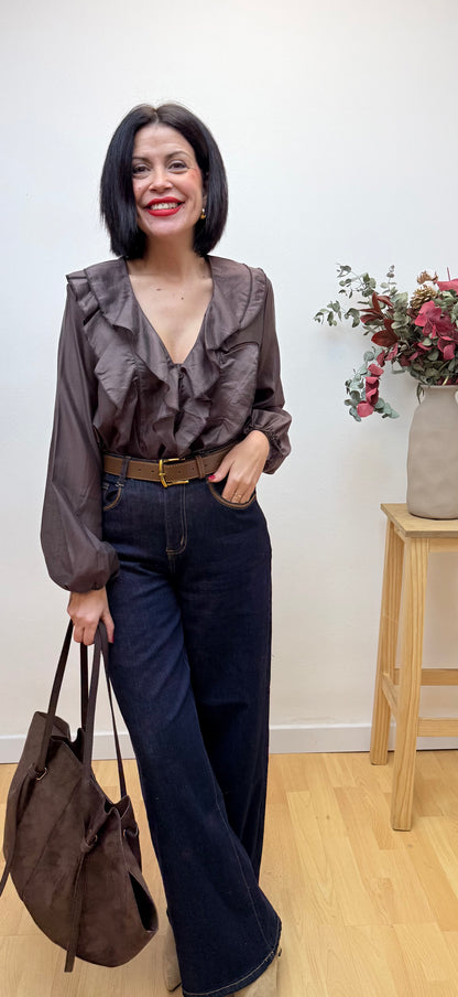 Blusa volantes chocolate