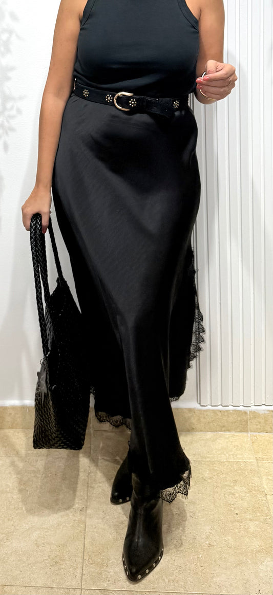 Falda satinada negra encaje