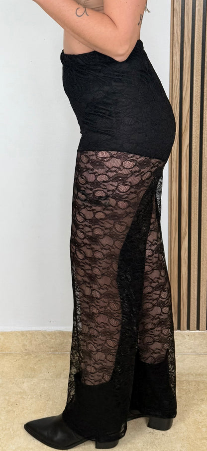 Pantalón encaje negro
