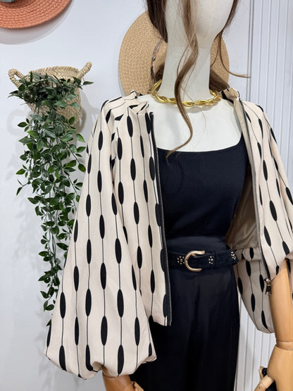 Top escote negro