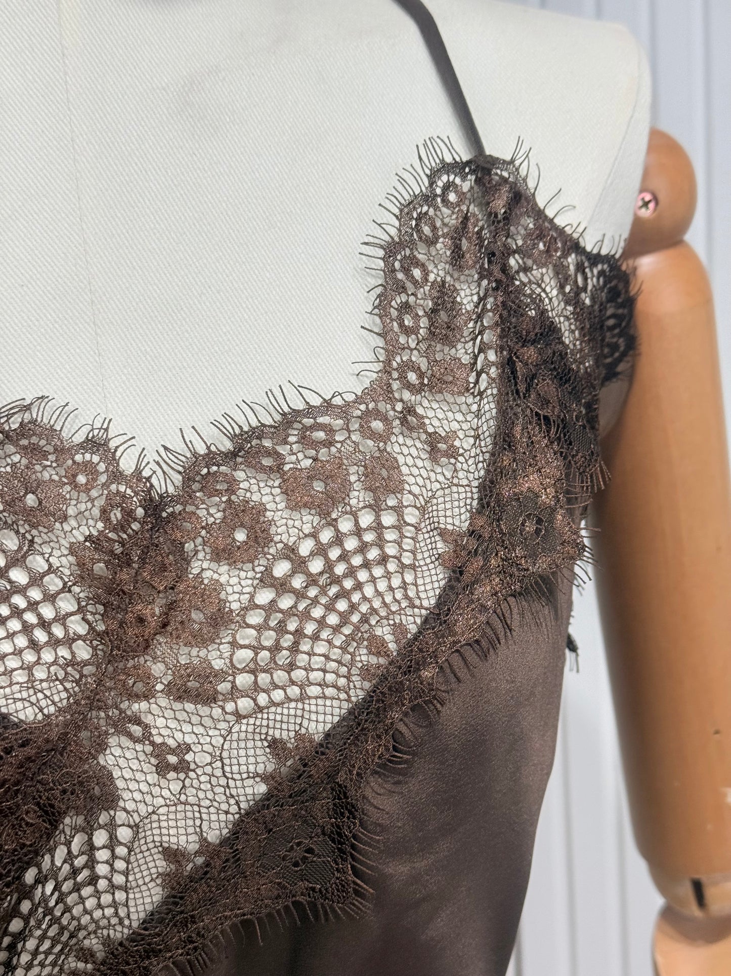 Top desigual lencero encaje