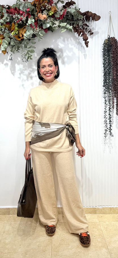 Conjunto de punto beige