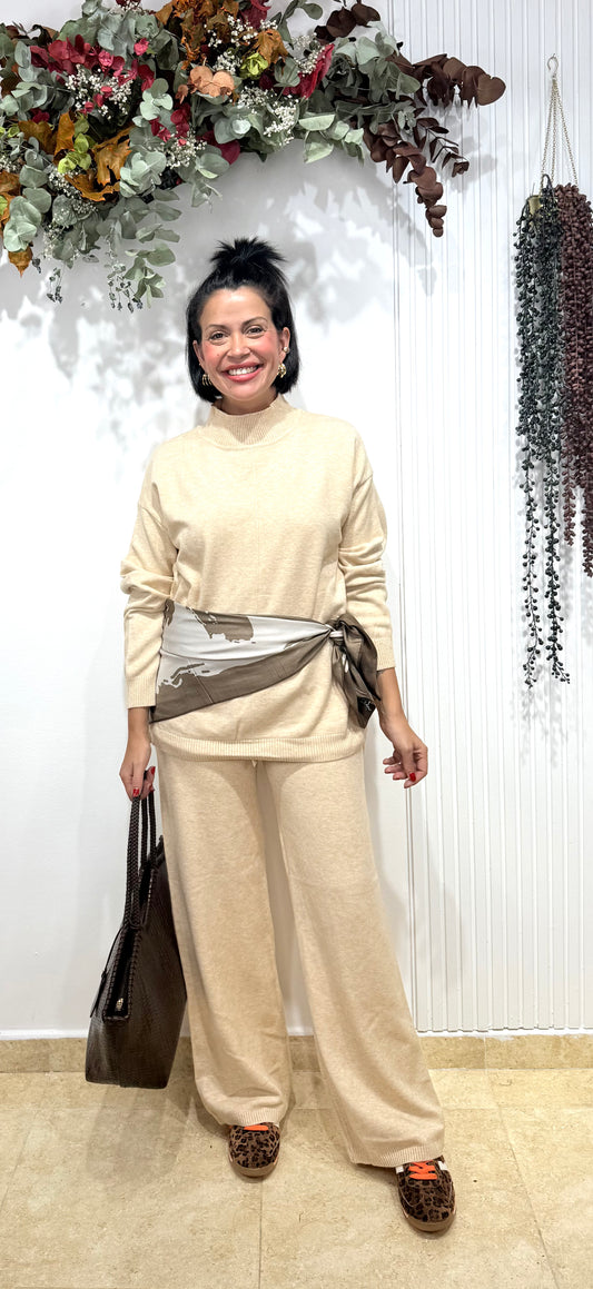 Conjunto de punto beige