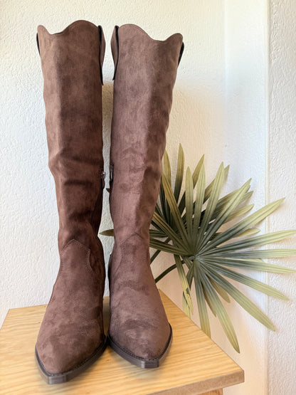 Botas cowboy antelina chocolate