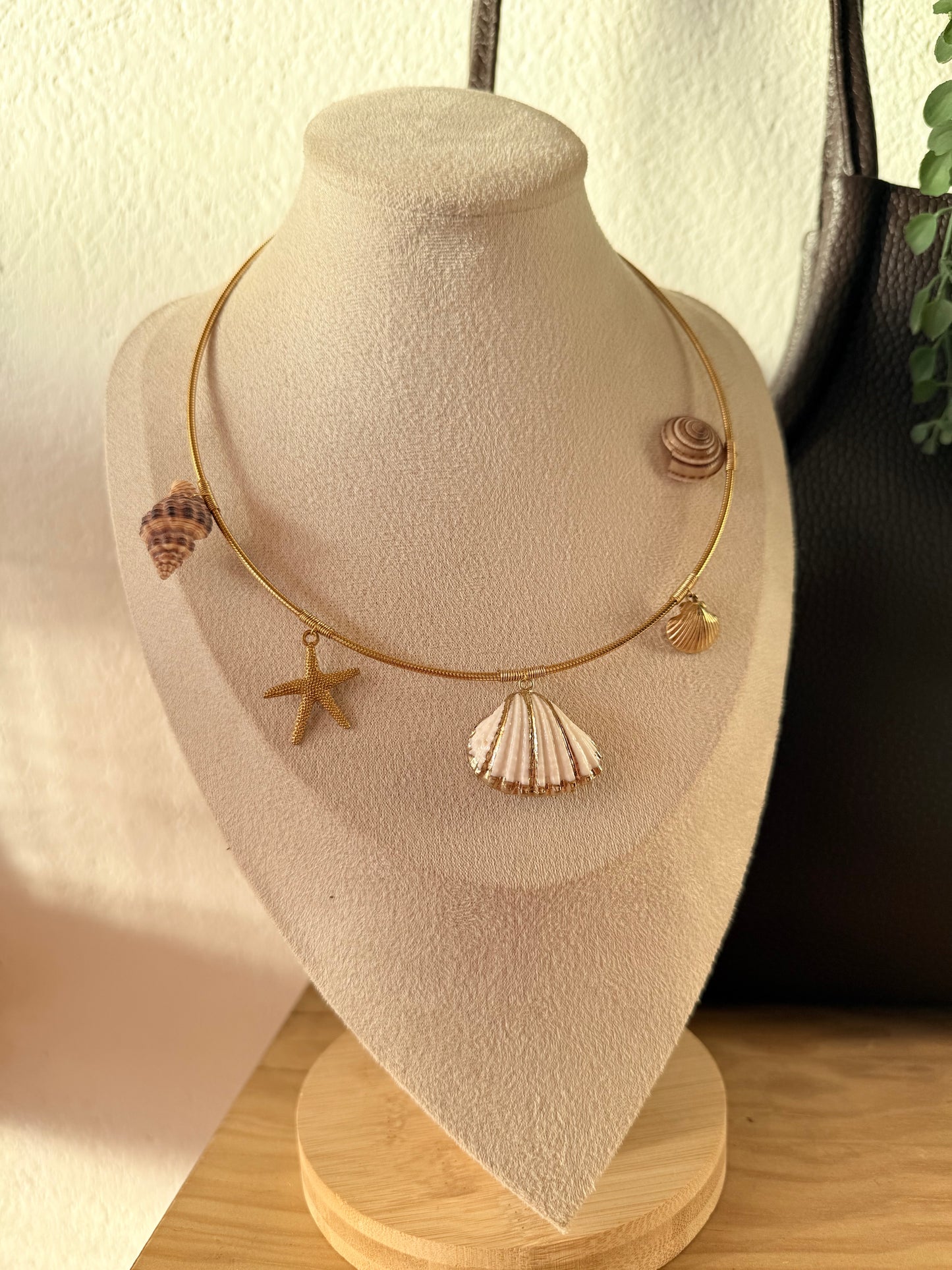 Choker concha blanco