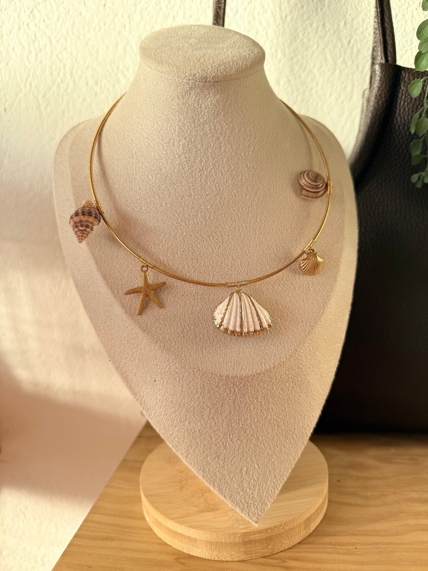 Choker concha blanco