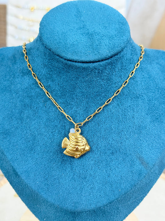 Collar 8